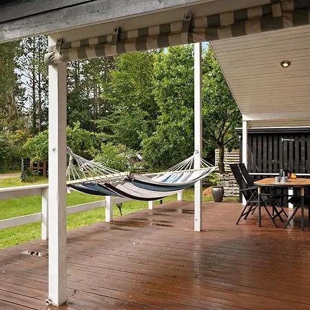 Holiday home Awesome In With 4 Bedrooms And Wifi *