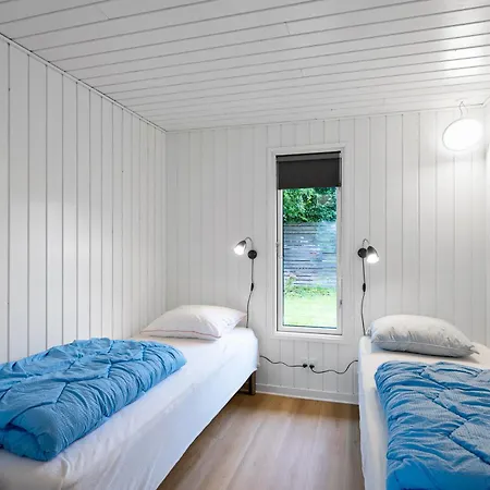 Holiday home Awesome In With 4 Bedrooms And Wifi Ebeltoft
